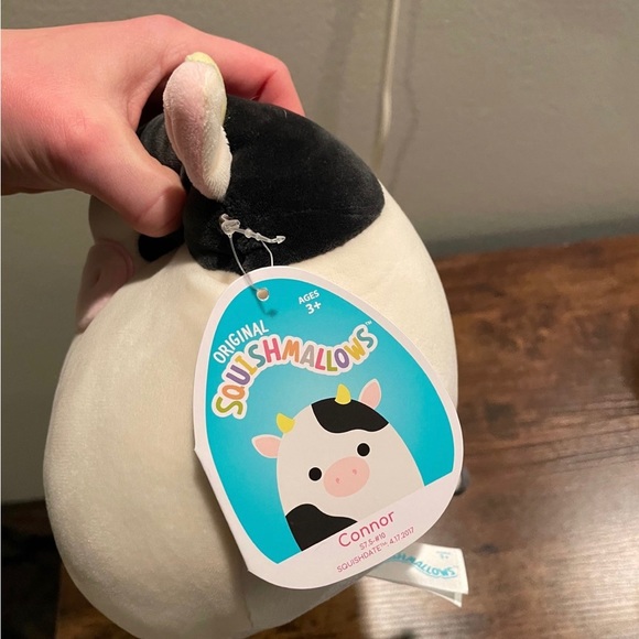 NWT mini Connor the cow Squishmallow - Picture 2 of 2